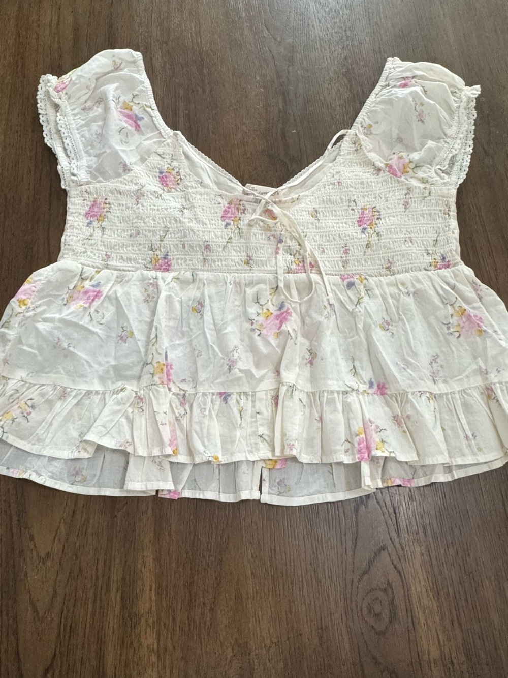 Universal Thread Cream Floral Button-Front Ruffle Blouse - Picture 7 of 8